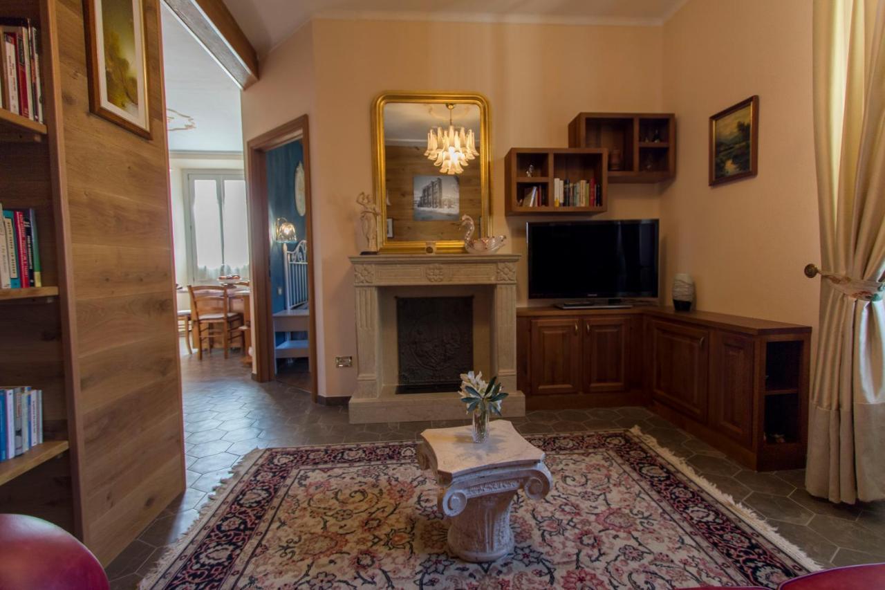 Ferienwohnung Le Sou Tri Aosta Exterior foto